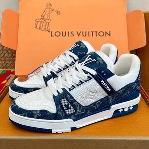 Louis Vuitton Men's Navy and White Trainers